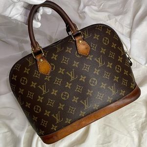 Louis Vuitton Alma